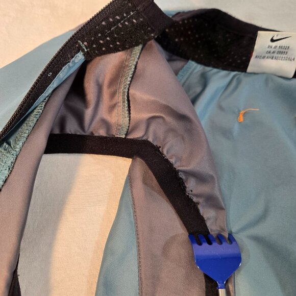 Vintage NIKE Gorpcore Y2K Retro UNISEX Reflective Green/Gray Zip Up Vest Size M. - Picture 11 of 16